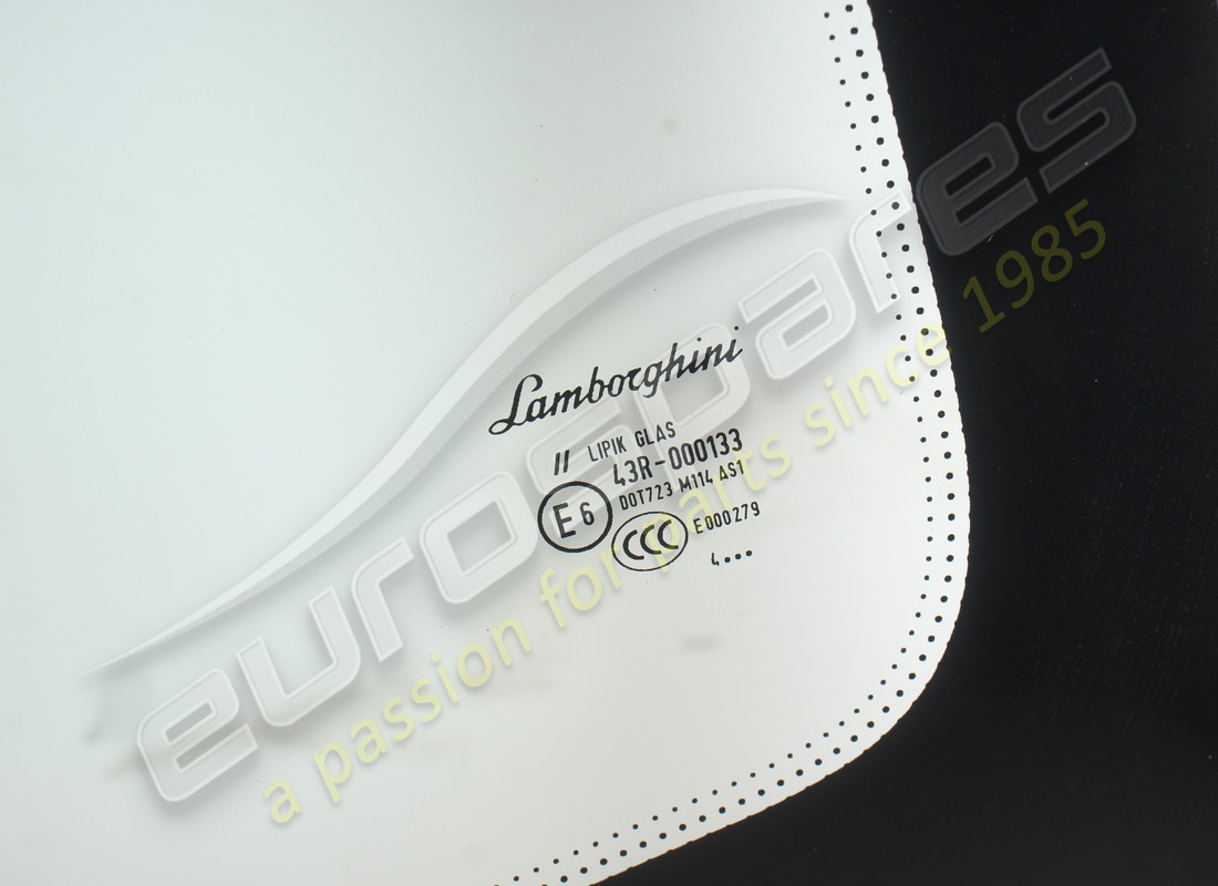 parabrisas lamborghini usado. número de parte 470845099a (2)