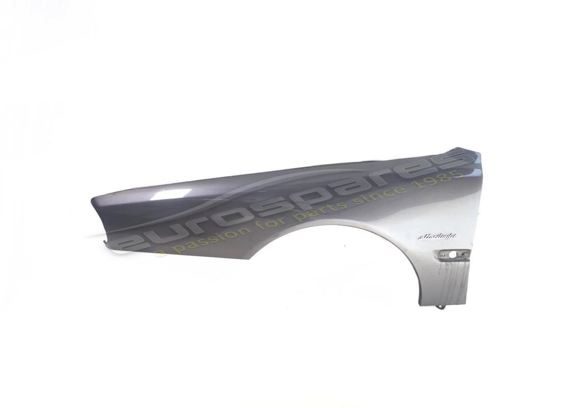 GUARDABARROS DELANTERO IZQUIERDO USADO Maserati. NÚMERO DE PIEZA 372500301 (1)