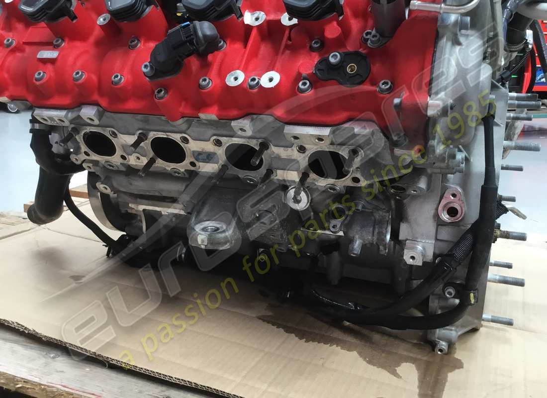 motor tributo usado ferrari. número de pieza 985000334 (5)