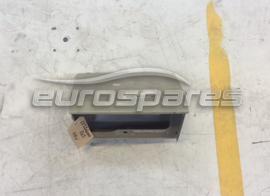 NUEVA UNIDAD DE CARCASA DE LUZ PRINCIPAL DERECHA Ferrari . NÚMERO DE PARTE 62520400 (1)