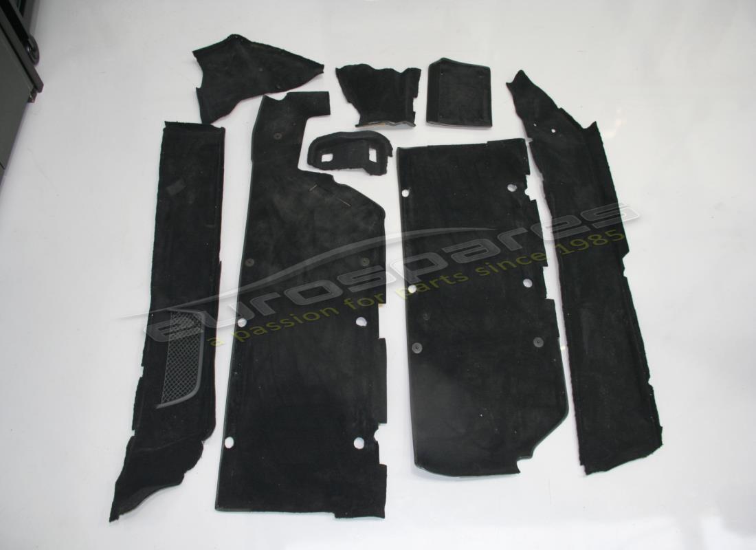 funda de piso lamborghini usada. número de parte 402863368ag (1)