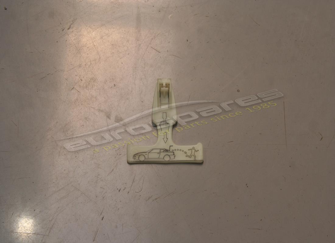 USADO Maserati MANIJA DE MALETERO PARA SEGURIDAD INFANTIL. NÚMERO DE PIEZA 67232100 (1)