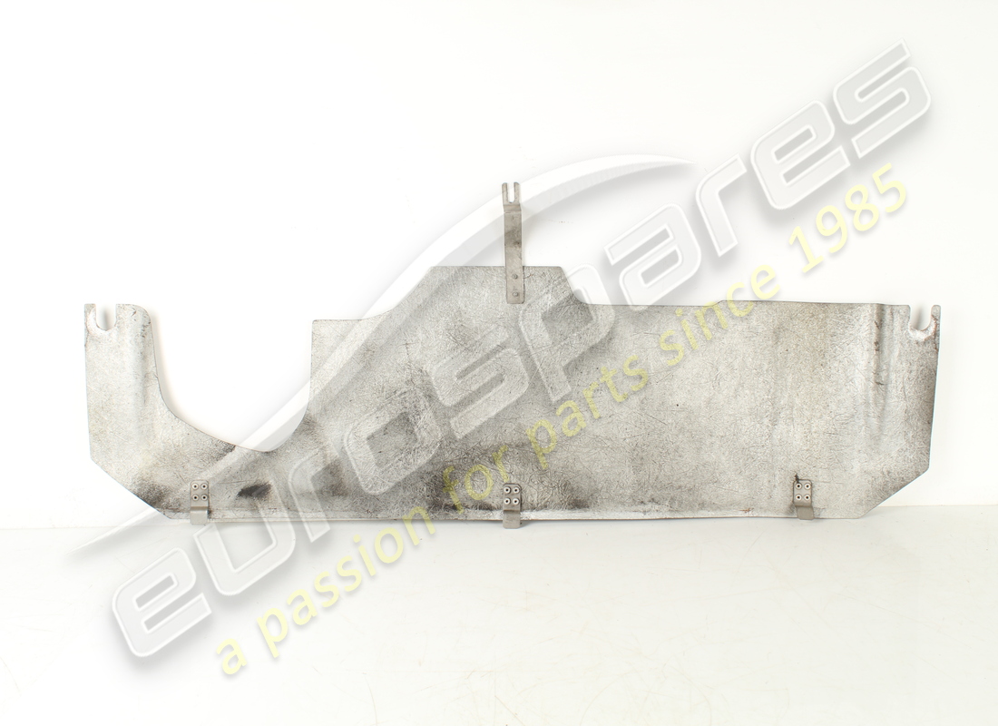 ESCUDO Ferrari USADO. NÚMERO DE PARTE 168374 (1)