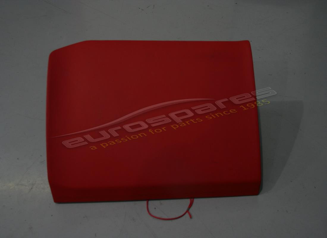 TAPA DE GUANTERA Ferrari USADA. NÚMERO DE PIEZA 844925.. (1)