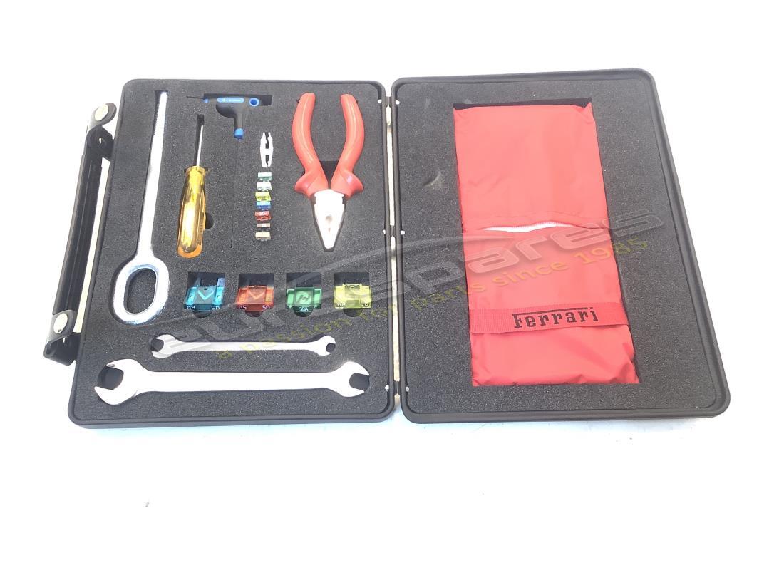 nuevo kit de herramientas ferrari completo. número de parte 215273 (1)