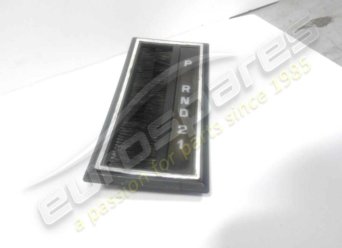 número de pieza surround rhd ferrari usado 2586329007 (2)