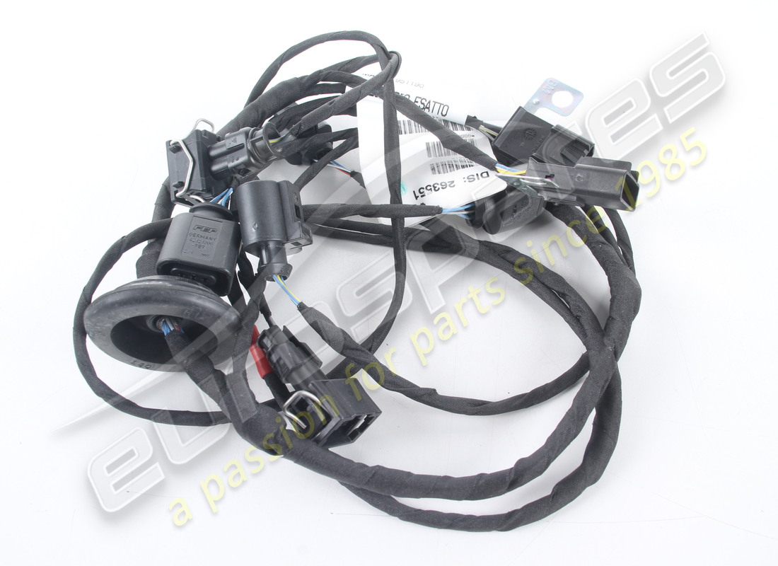 CABLE DE PARACHOQUES NUEVO FERRARI. NÚMERO DE PIEZA 263551 (1) cable de parachoques nuevo ferrari. número de pieza 263551 (1)