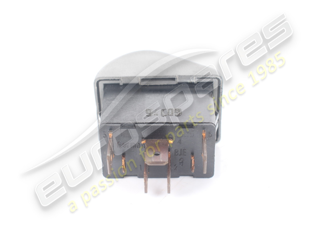 INTERRUPTOR FERRARI USADO. NÚMERO DE PARTE 156055 (4) interruptor ferrari usado. número de parte 156055 (4)