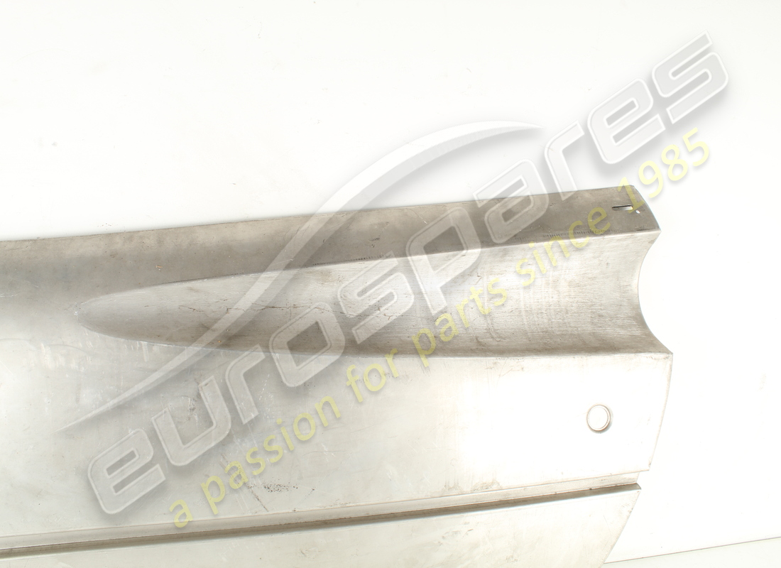 NUEVO REVESTIMIENTO DE PUERTA IZQUIERDA FERRARI. NÚMERO DE PIEZA 61775700 (2) nuevo revestimiento de puerta izquierda ferrari. número de pieza 61775700 (2)
