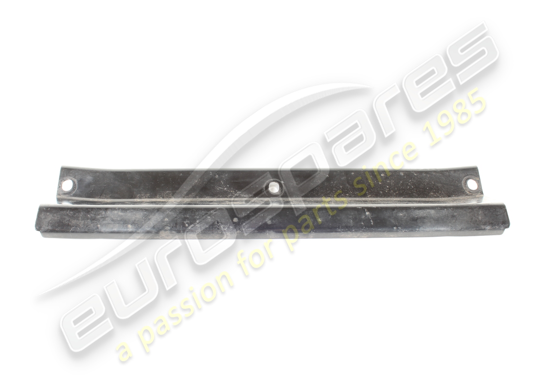 USADO FERRARI CONTORNO DE CAPÓ DELANTERO. NÚMERO DE PIEZA 65796700 (2) usado ferrari contorno de capó delantero. número de pieza 65796700 (2)