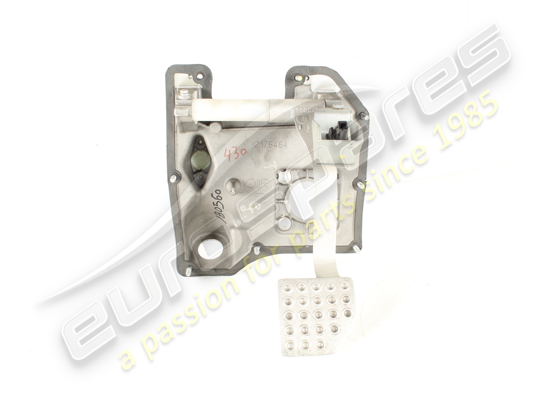 SOPORTE DE PEDAL Ferrari USADO. NÚMERO DE PARTE 176464 (1)