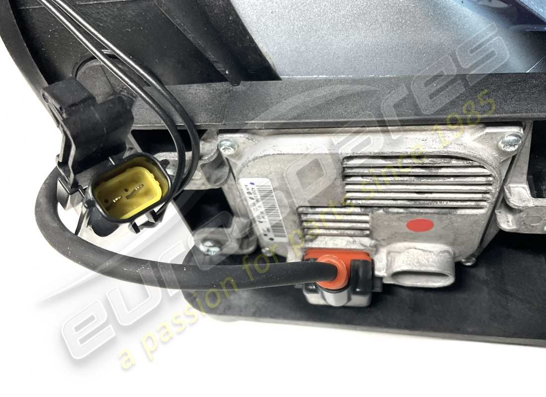 nueva ferrari lámpara lhhead plata 101 pai. número de parte 72108973 (3)