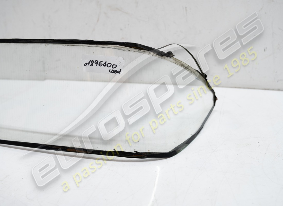 ventana trasera ferrari usada. número de parte 61896400 (3)