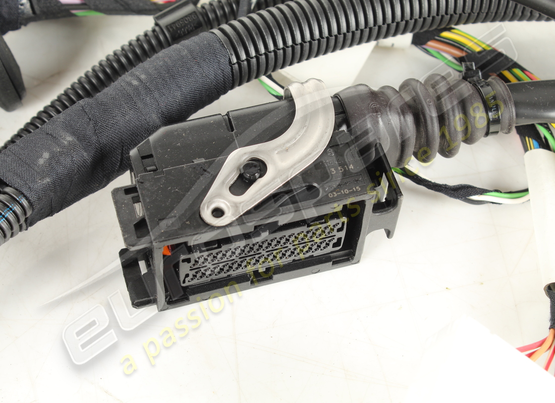 NUEVOS FERRARI CABLES DE CONEXIÓN PARA LH EN. NÚMERO DE PARTE 200842 (3) nuevos ferrari cables de conexión para lh en. número de parte 200842 (3)