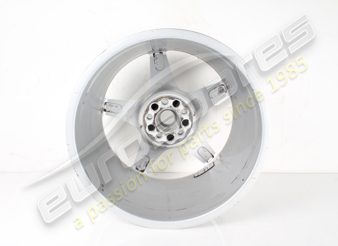 used ferrari rear wheel (magnesium - speedline). part number 165112 (3)