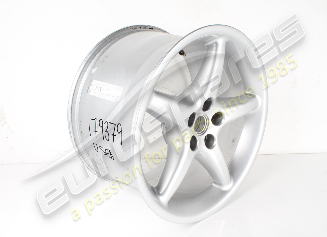 used ferrari rear wheel (magnesium - speedline). part number 165112 (2)