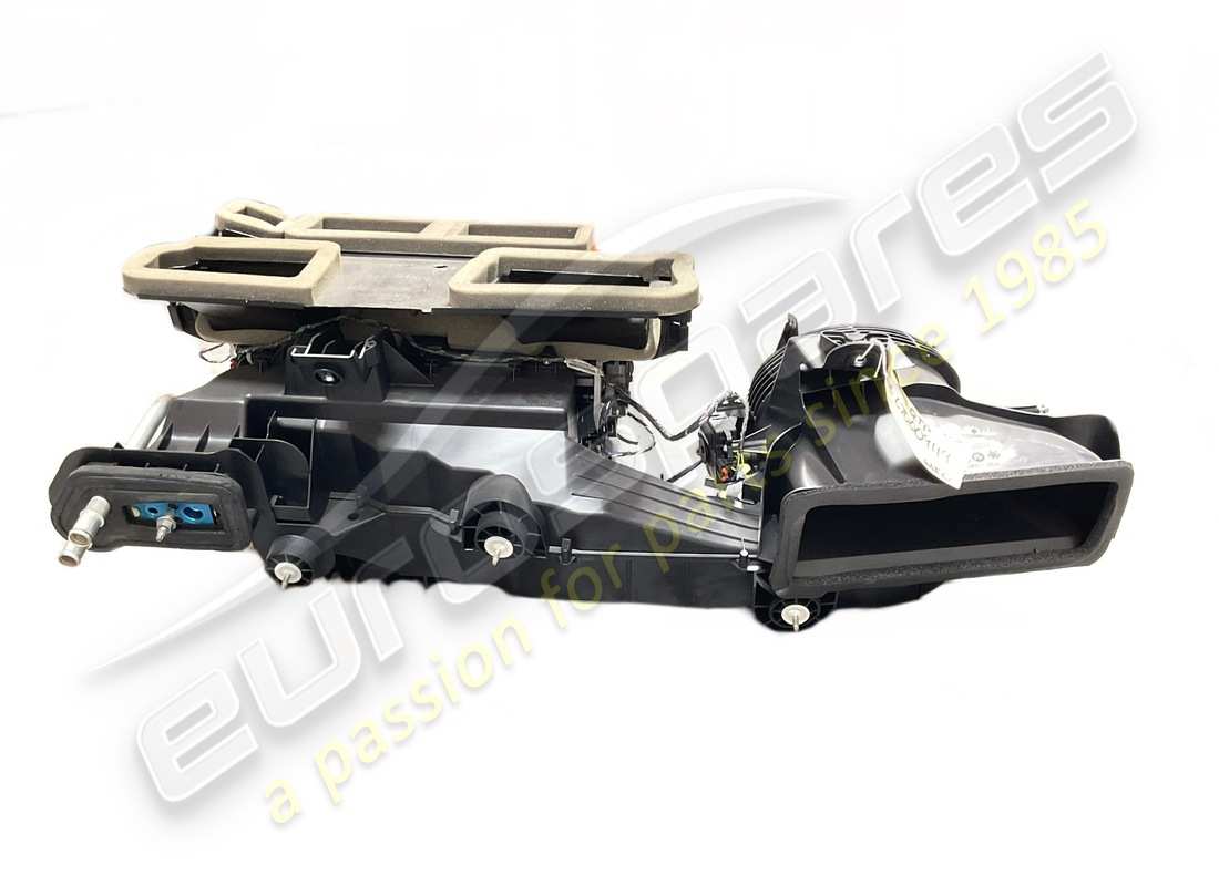 evaporador de aire acondicionado usado maserati. número de pieza 670009119 (2)