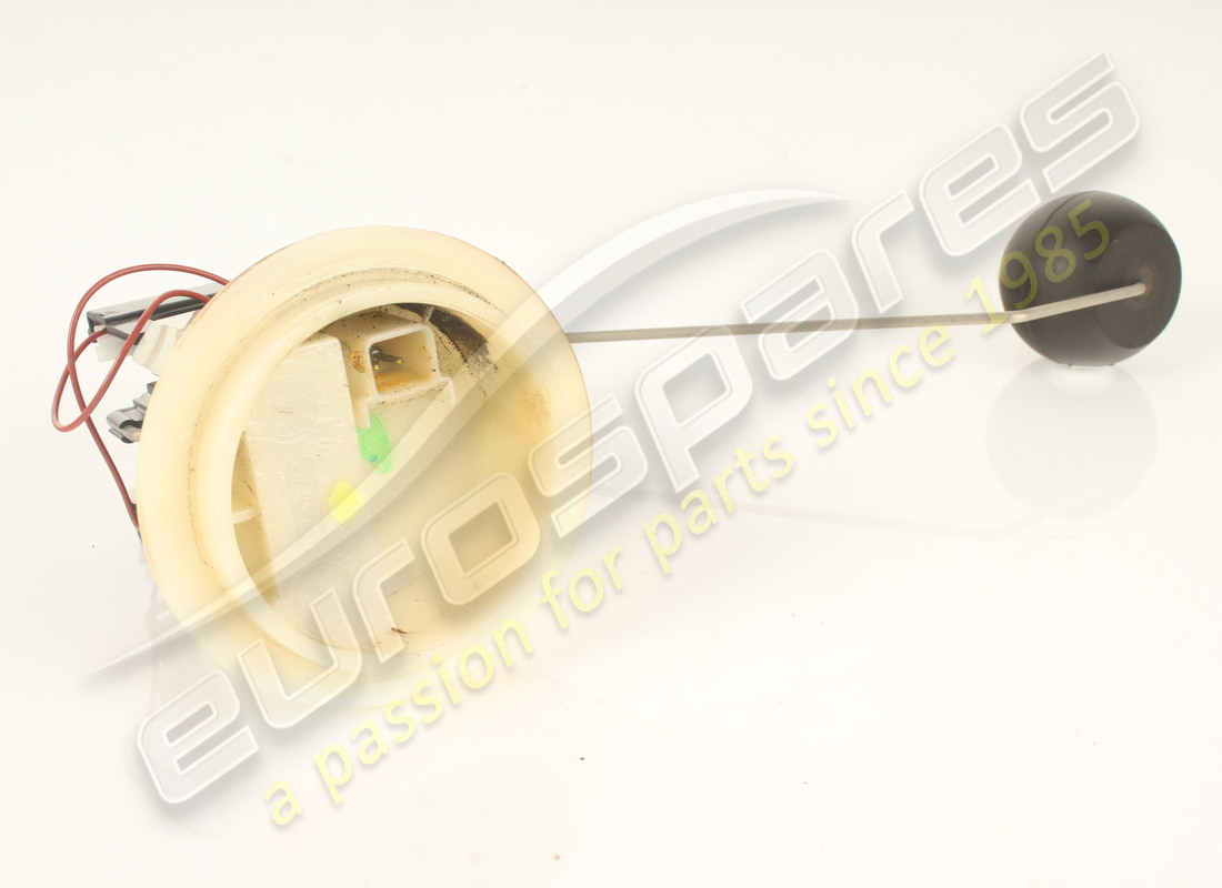 SENSOR DE NIVEL USADO Ferrari. NÚMERO DE PIEZA 254314 (1)