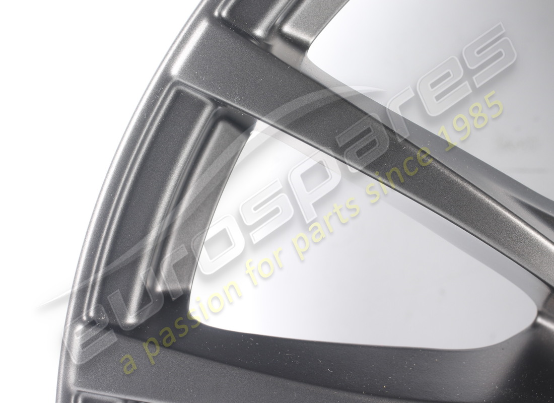 nueva rueda trasera scuderia ferrari de 10j  x  19 pulgadas. número de pieza 226580 (3)