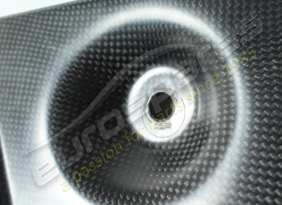 new (other) ferrari rh panel. part number 67358600 (4)