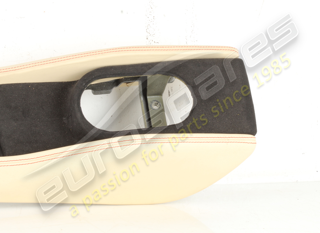 USADO FERRARI UNIDAD DE CONSOLA CENTRAL COMPLETA. NÚMERO DE PIEZA 891849 (2) usado ferrari unidad de consola central completa. número de pieza 891849 (2)