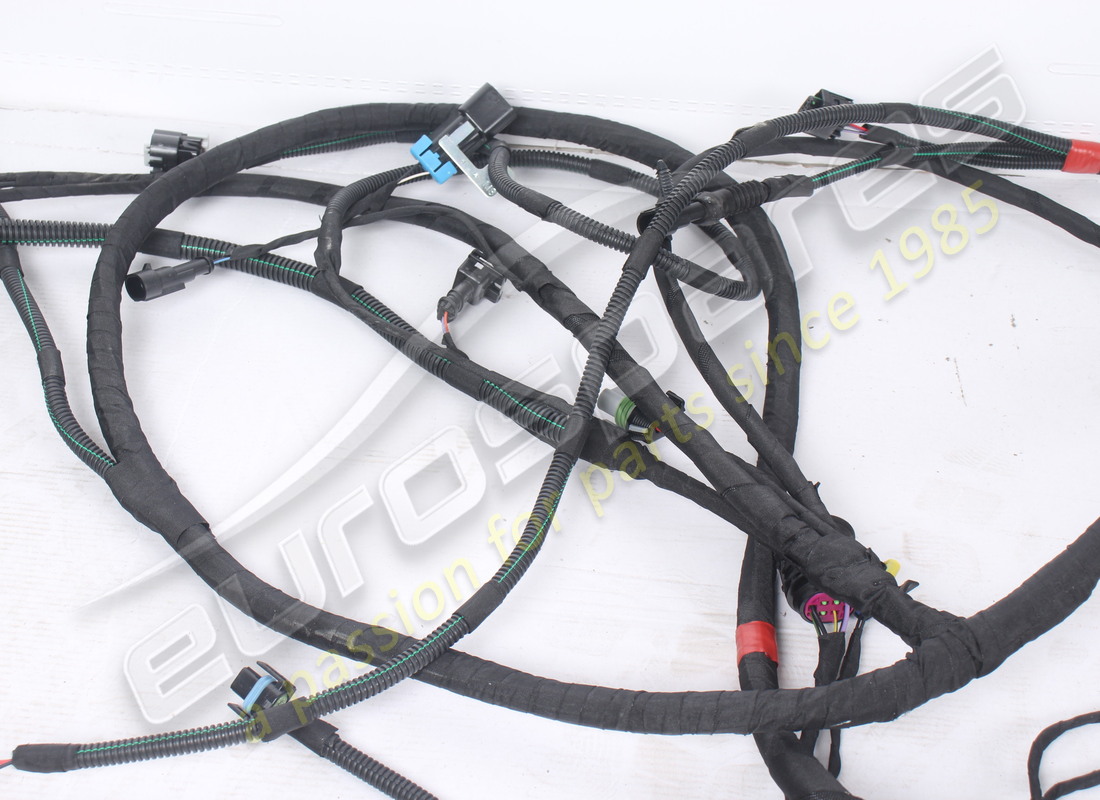 NUEVO CABLE DEL COMPARTIMIENTO DEL MOTOR FERRARI. NÚMERO DE PIEZA 260961 (4) nuevo cable del compartimiento del motor ferrari. número de pieza 260961 (4)