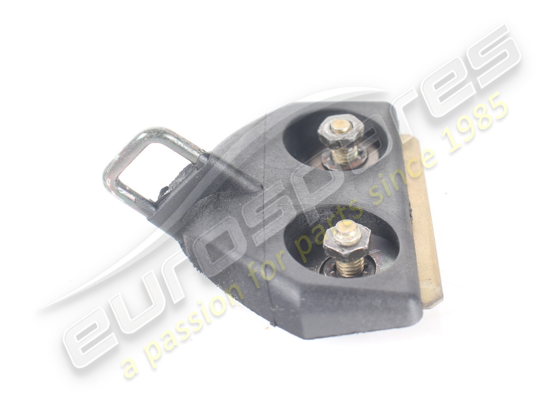 USADO FERRARI DELANTERO. NÚMERO DE PARTE 63884200 (4) usado ferrari delantero. número de parte 63884200 (4)