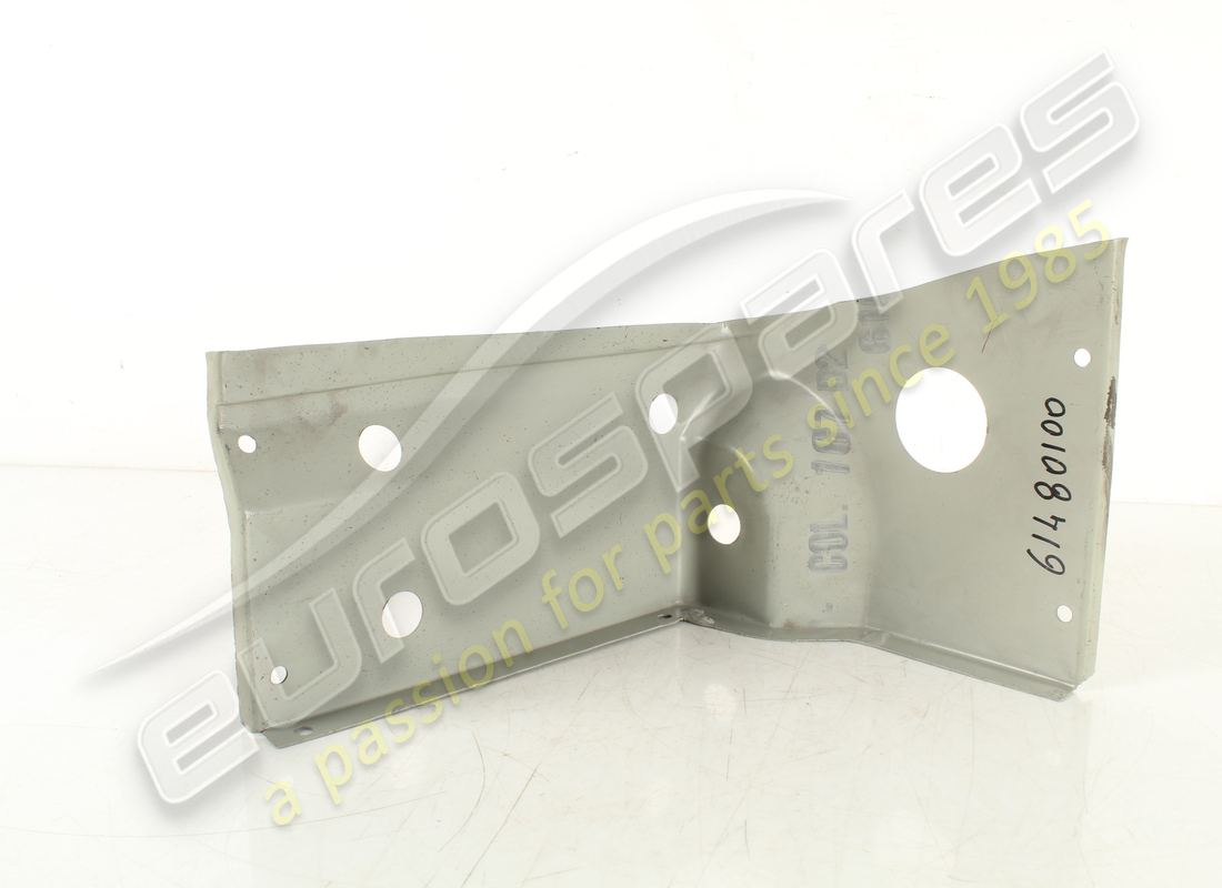 nuevo escudo ferrari. número de parte 61480100 (2)