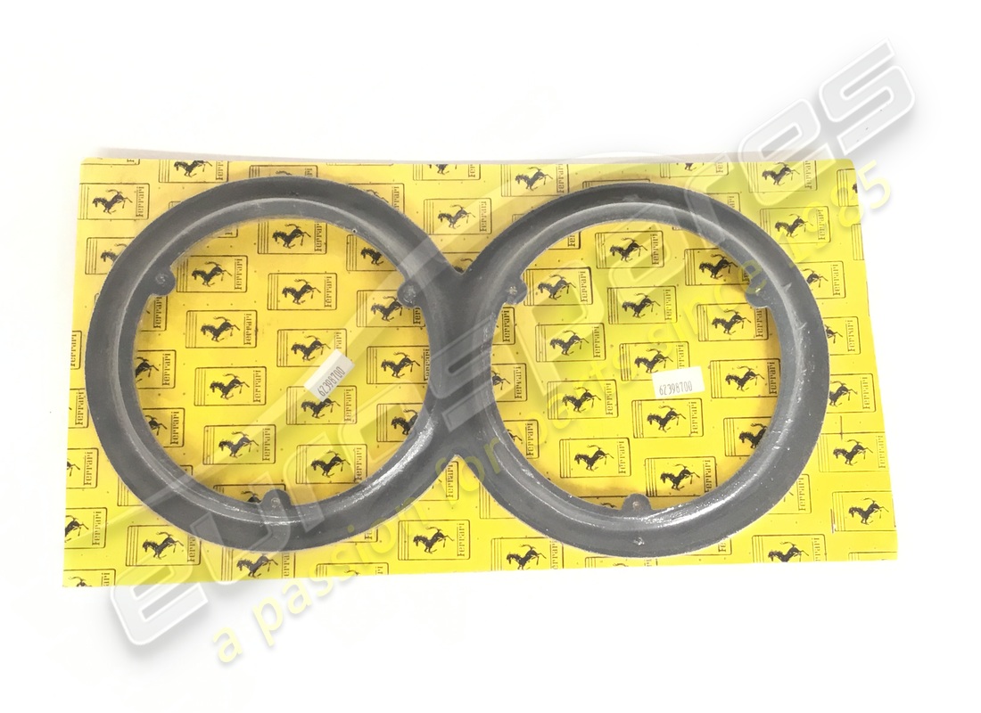 nuevos ferrari anillos de soporte de lámpara trasera izquierda. número de parte 62398700 (2)
