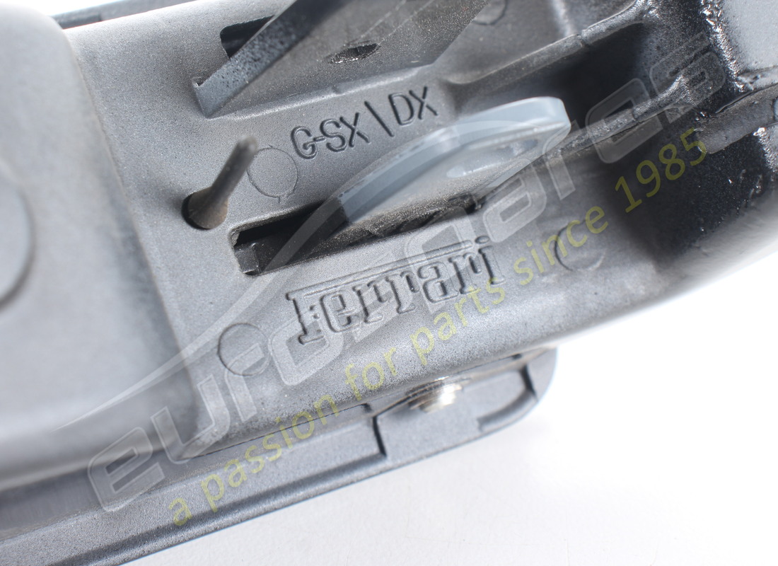 NUEVO (OTRO) FERRARI MANIJA INTERIOR DE LA PUERTA DERECHA. NÚMERO DE PARTE 68559400 (5) nuevo (otro) ferrari manija interior de la puerta derecha. número de parte 68559400 (5)