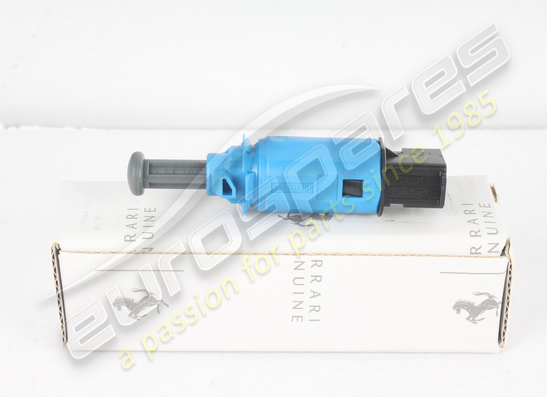 nuevo interruptor de luz de freno ferrari. número de pieza 334064 (3)