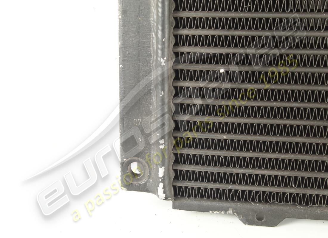 NUEVO RADIADOR DE ACEITE IZQUIERDO FERRARI. NÚMERO DE PIEZA 174183 (3) nuevo radiador de aceite izquierdo ferrari. número de pieza 174183 (3)