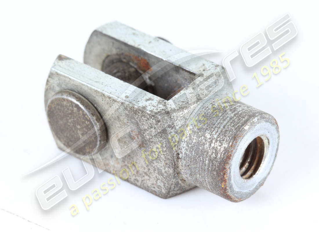 HORQUILLA ROSCADA DERECHA Ferrari USADA. NÚMERO DE PARTE 104910 (1)