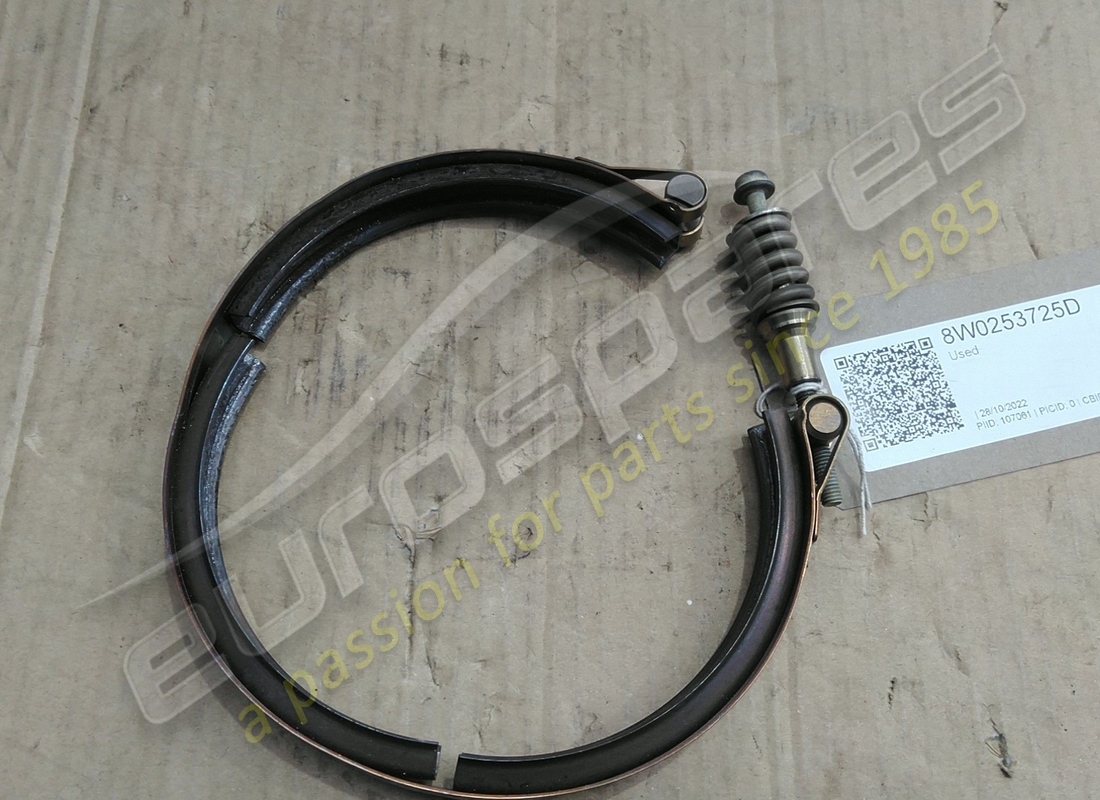 Lamborghini ABRAZADERA EA839 V-BAND USADA. NÚMERO DE PARTE 8W0253725D (1)