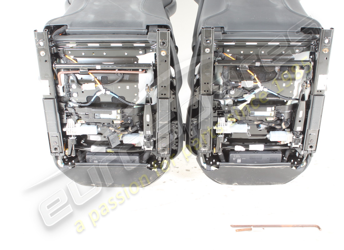 usado ferrari ferrari 296 par de seats estilo estándar, completamente eléctrico con ventilación. número de pieza eap1481236 (7)