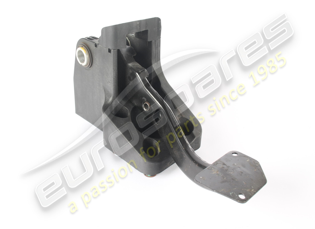 CAJA DE PEDALES COMPLETA USADA Eurospares. NÚMERO DE PIEZA EAP1503494 (1)