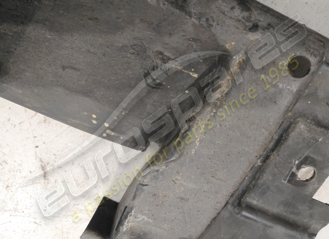 schweller mejorador de cd lamborghini usado. número de pieza 4m8825211 (2)