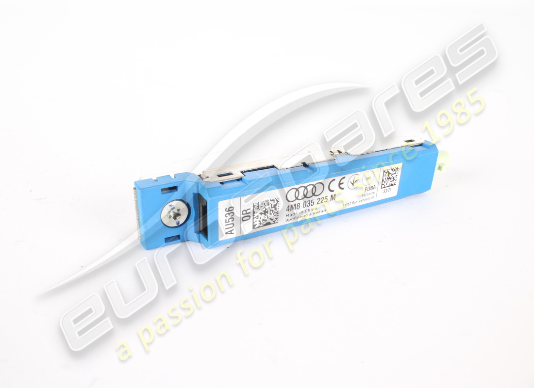 AMPLIFICADOR DE ANTENA USADO Lamborghini AM/FM/DAB RDW/NAR. NÚMERO DE PIEZA 4M8035225M (1)