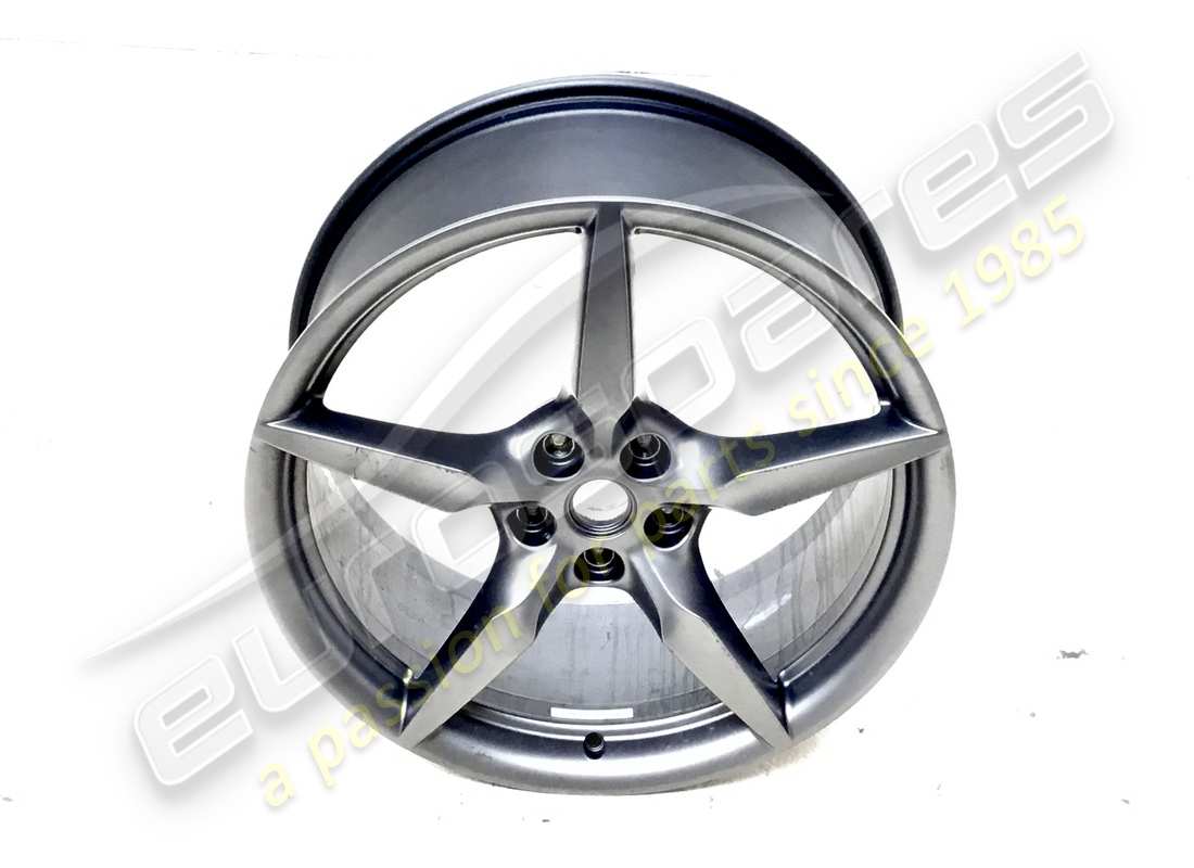 RUEDA DELANTERA Ferrari 20 USADA. NÚMERO DE PARTE 317174 (1)
