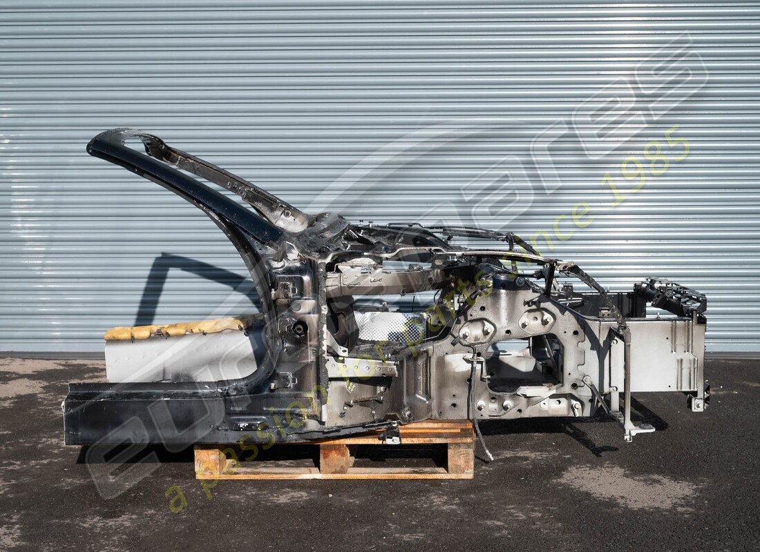 chasis delantero portofino eurospares ferrari usado. número de parte eap1450168 (2)
