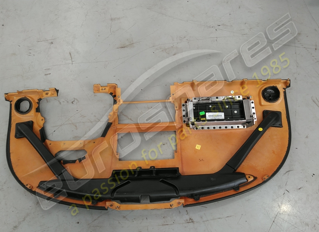 usado eurospares parte superior del dash. (viene con unidad de airbag) sin airbag. número de parte eap1384176 (4)