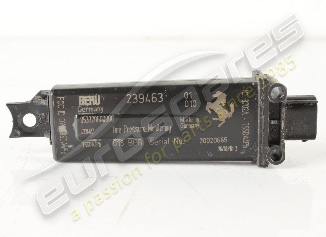 ANTENA TPMS USADA Ferrari. NÚMERO DE PIEZA 239463 (1)