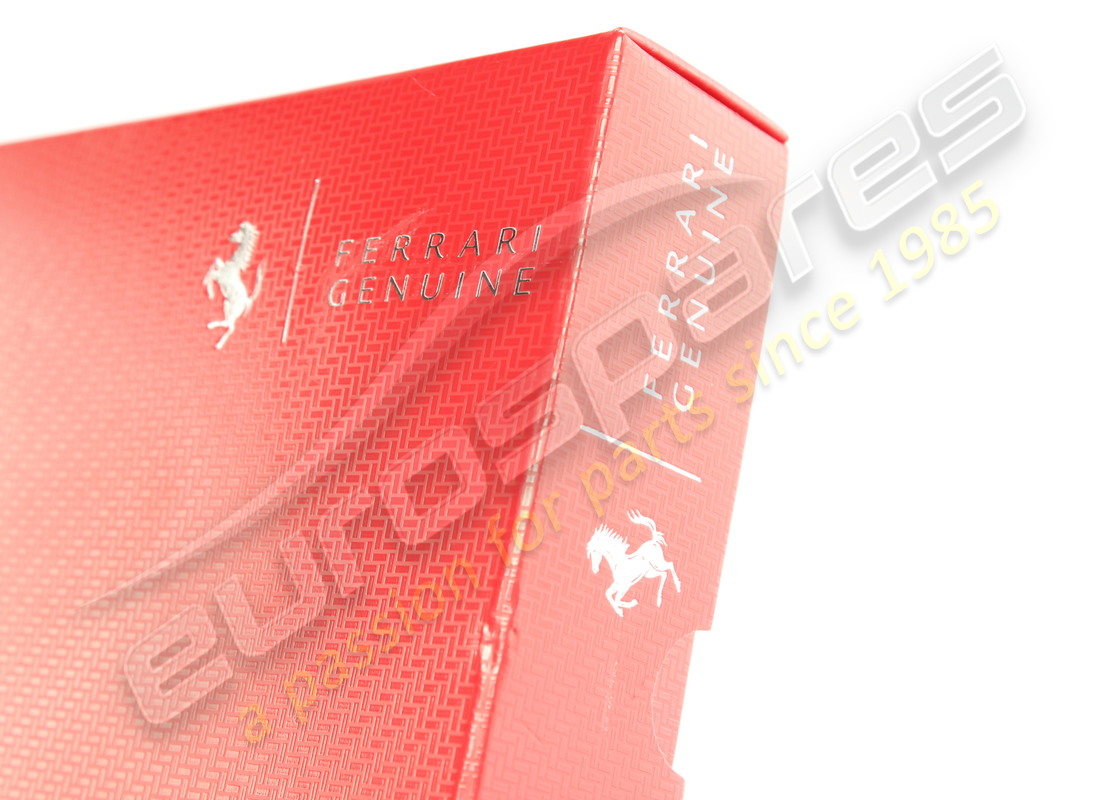 kit de tapas centrales de rueda ferrari usado (plata). número de parte 70001467 (2)