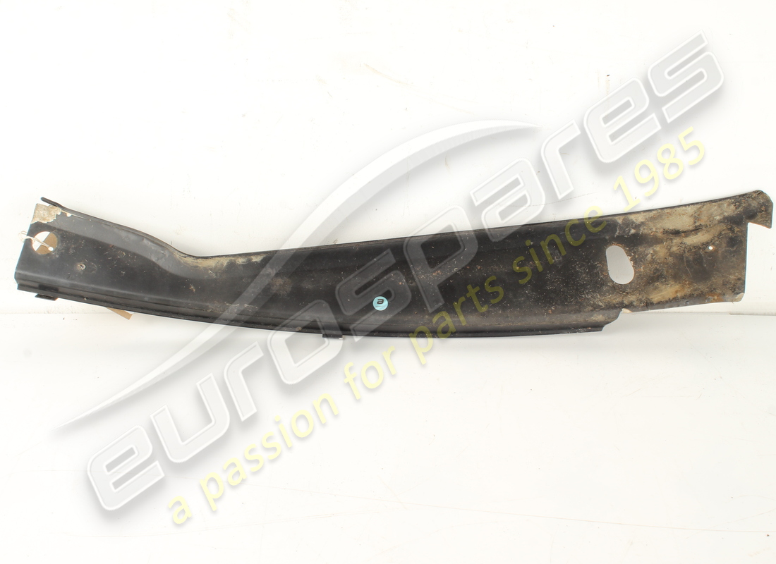 MOLDURA EXTERIOR RH Ferrari USADA PARA GB/AU. NÚMERO DE PARTE 65241700 (1)