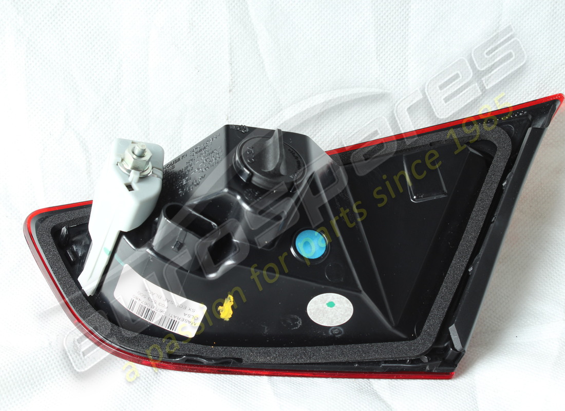 nueva maserati luz trasera móvil izquierda. número de pieza 670106748 (1)