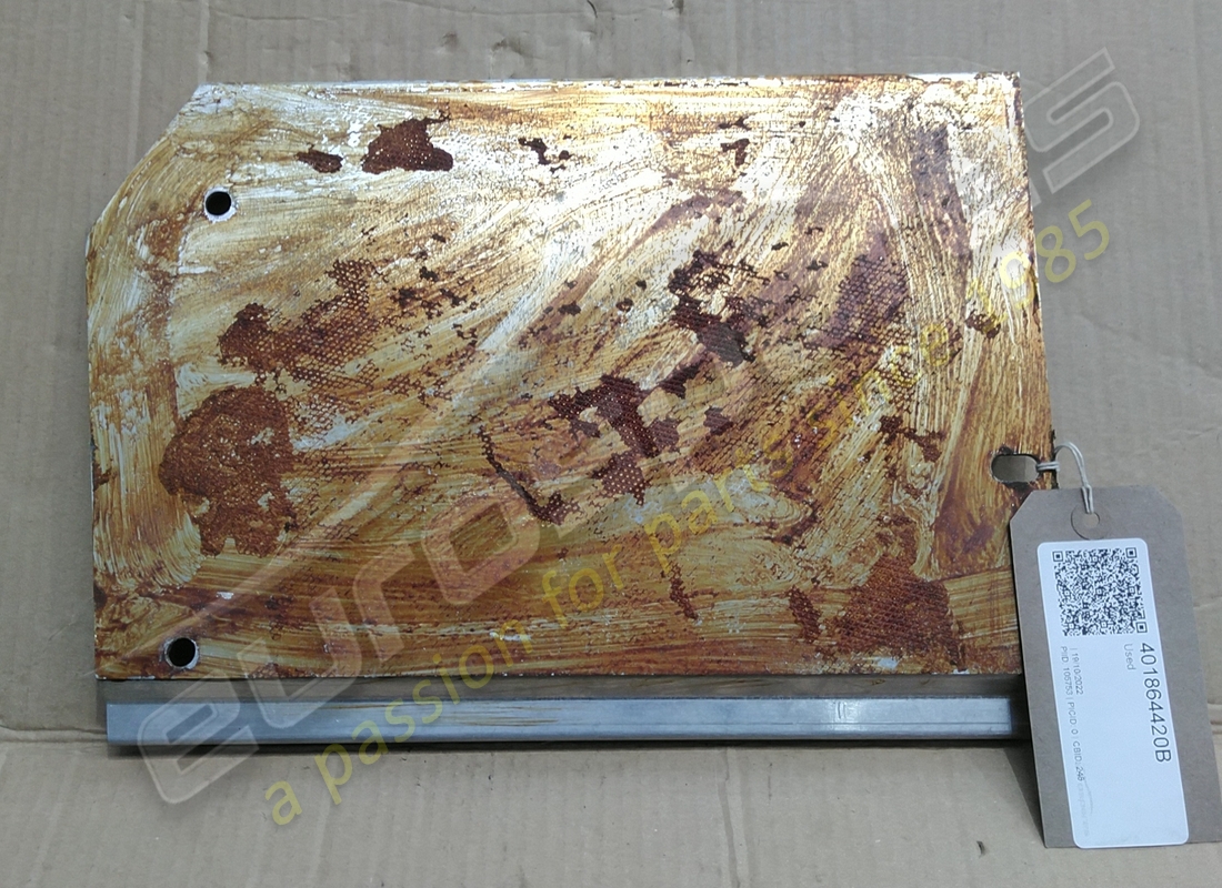 apoyo para pies lamborghini usado. número de parte 401864420b (2)