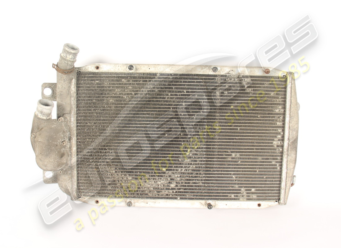 RADIADOR USADO Lamborghini RADIADOR DX. NÚMERO DE PIEZA 470121252G (1)