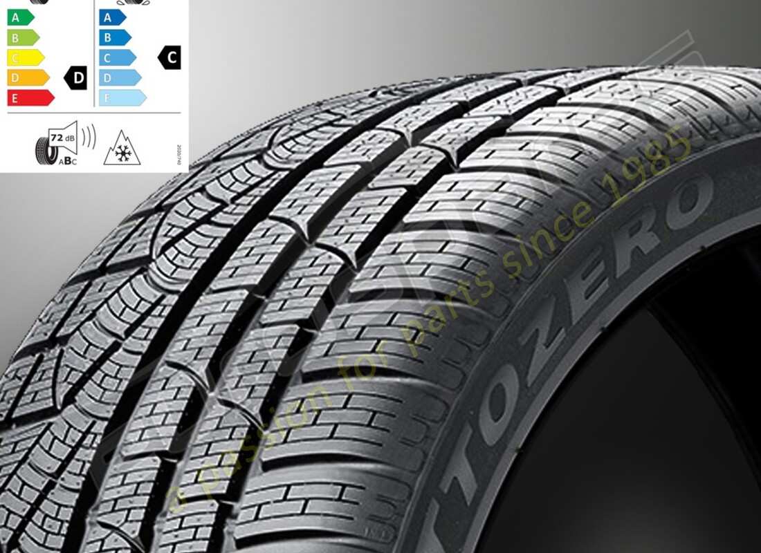 nuevo neumático delantero de invierno pirelli ferrari 240 sottozero, 245- 40 r19 (98v). número de pieza 70001257 (1)