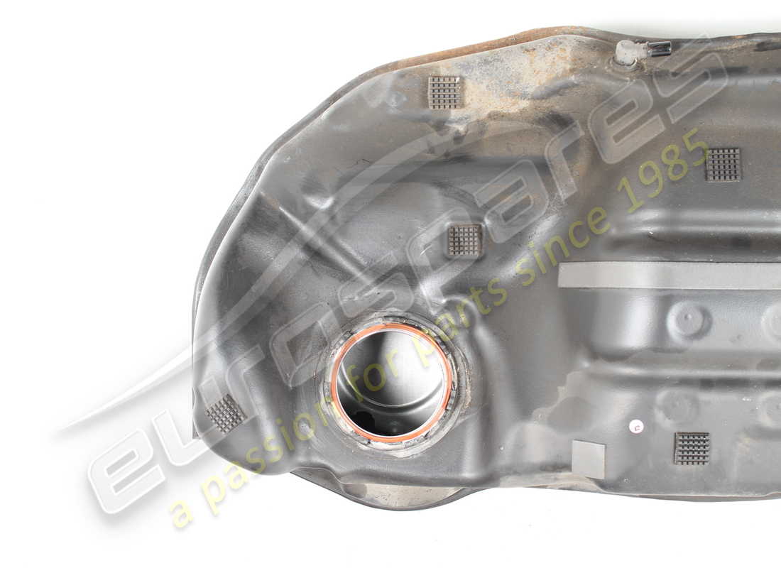 tanque de combustible diésel completo usado maserati. número de pieza 670030059 (2)