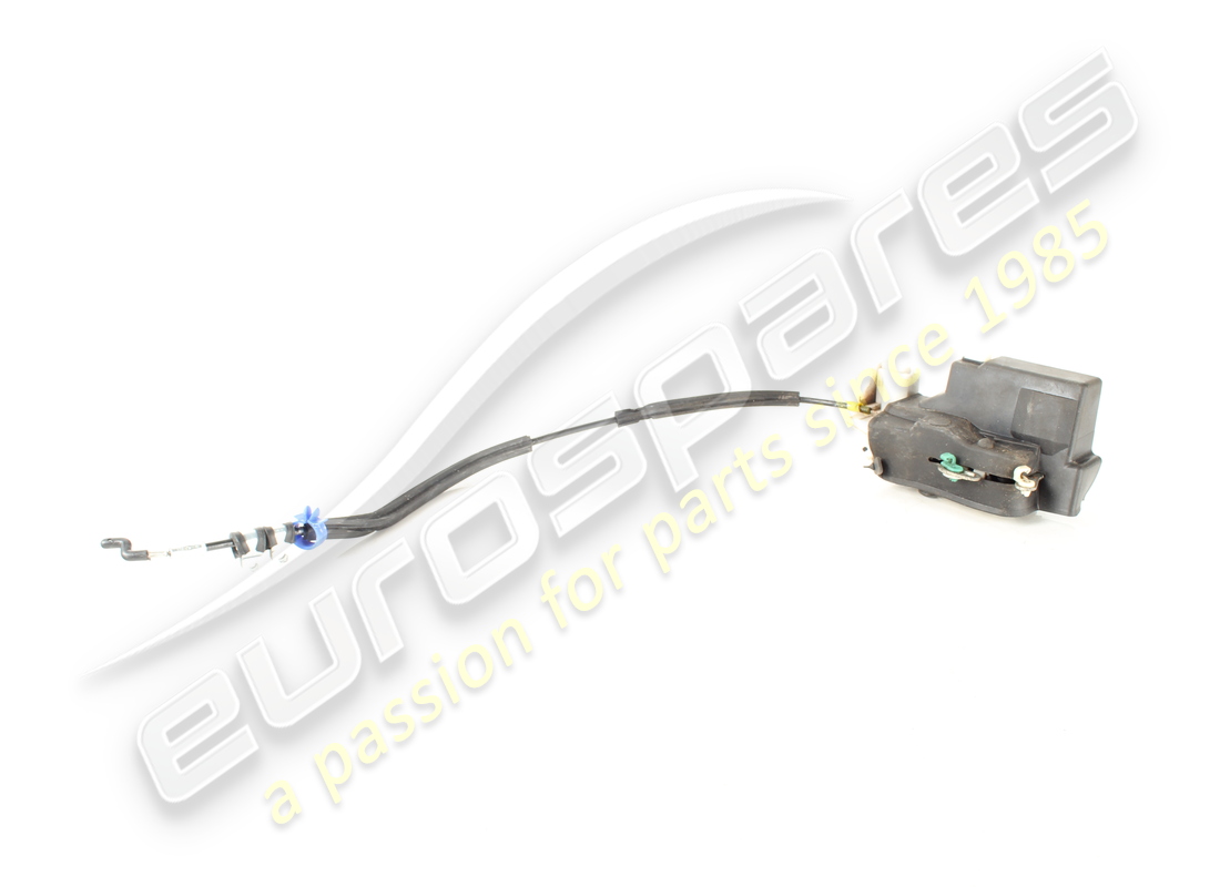 cerradura de puerta delantera izquierda usada maserati. número de pieza 67576000 (1)